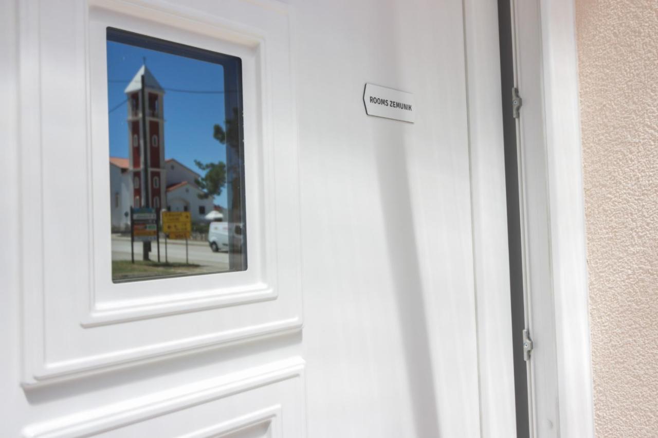 Rooms Zemunik Donji Zemunik Eksteriør bilde