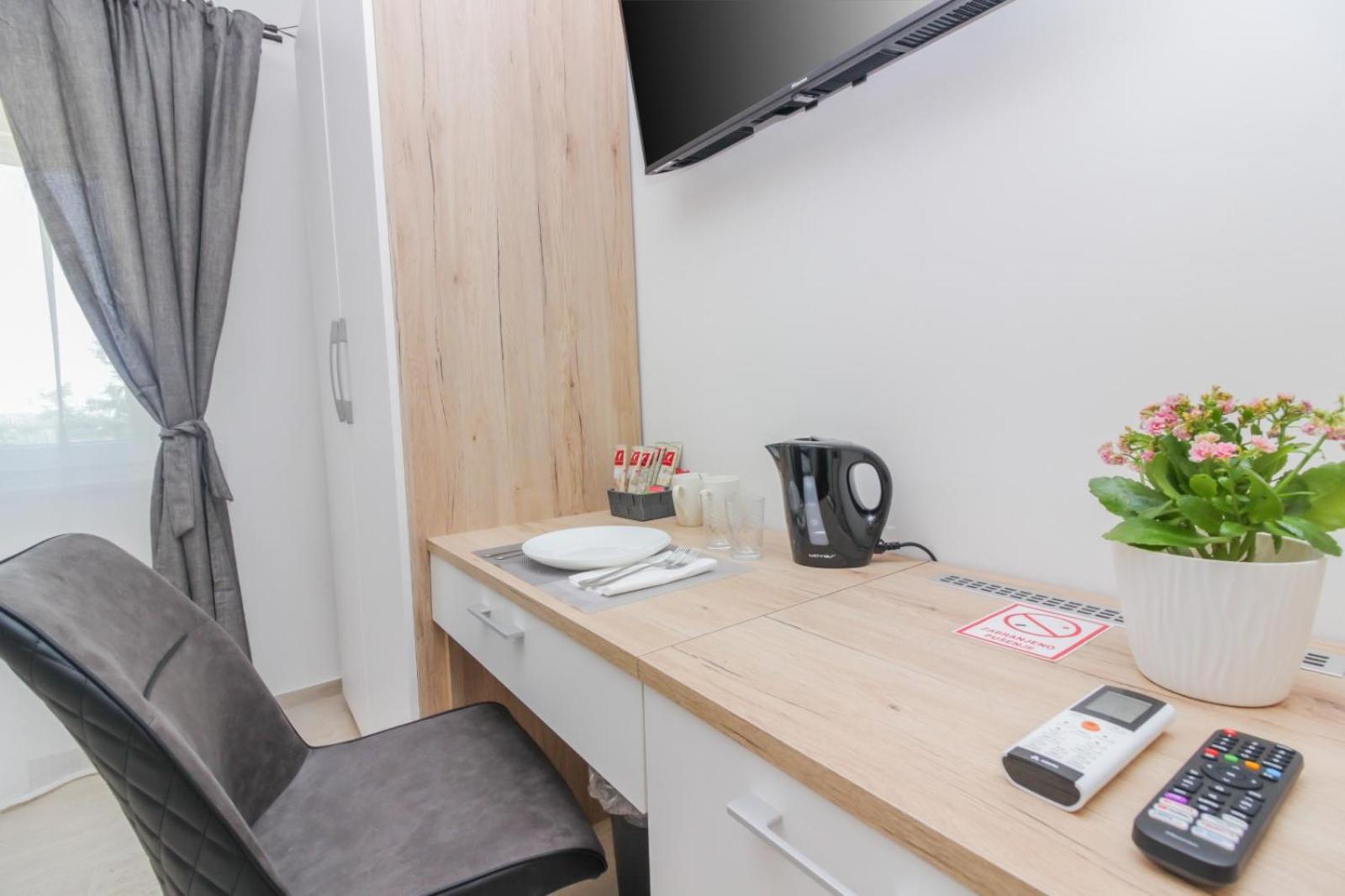 Rooms Zemunik Donji Zemunik Eksteriør bilde